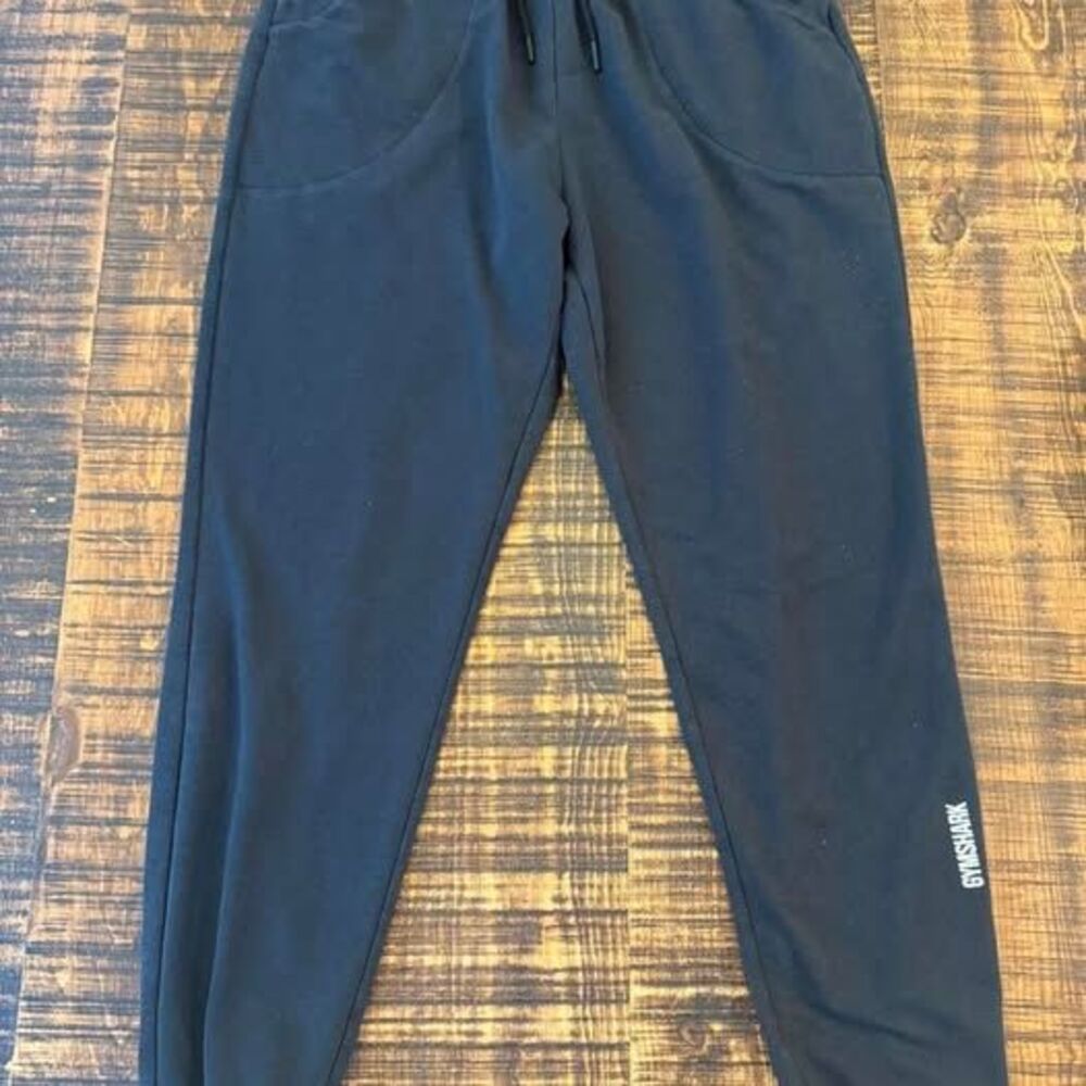 Gymshark Women's Black Joggers-tracksuits